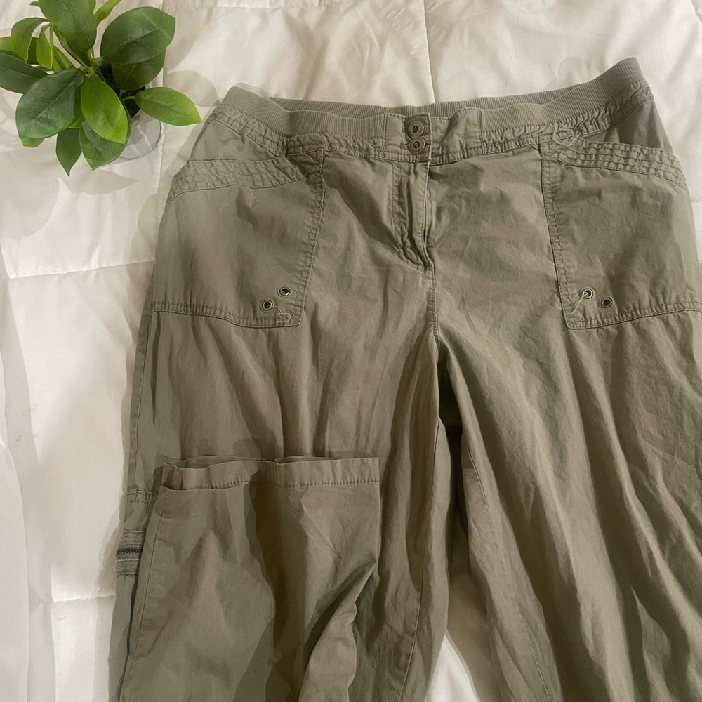 VINTAGE low rise olive green cargo pants